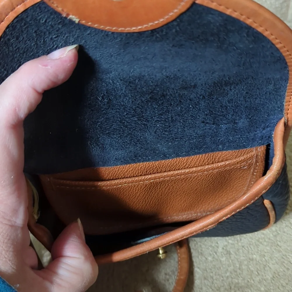 Vintage Dooney & Bourke Cavalry crossbody - Picture 5 of 5